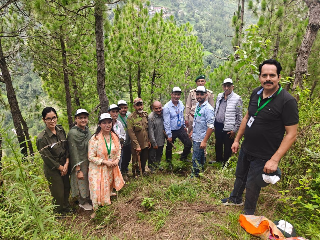 Sarvaangeen Krishi Samadhan Foundation द्वारा वन महोत्सव-2026: चंबा में 300 पौधों का वृक्षारोपण